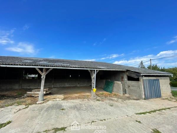 Grange 450 m² à Soulaines-sur-Aubance 49610