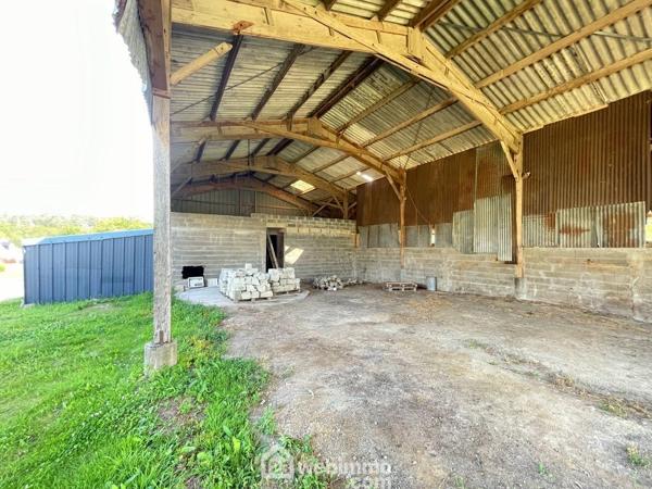 Grange 450 m² à Soulaines-sur-Aubance 49610