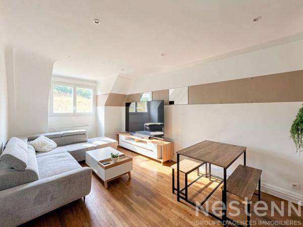 Appartement duplex ; 2 Chambres ; 70m² - Hypercentre d'Hennebont