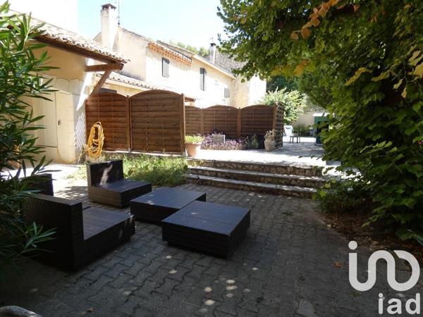 Mas 17 pièces de 441 m² à Bollène (84500)