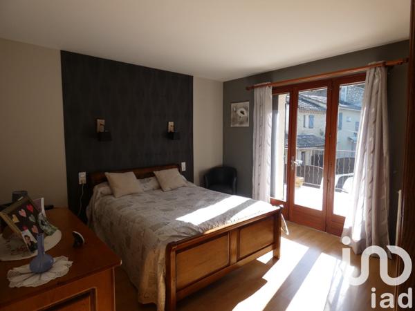 Mas 17 pièces de 441 m² à Bollène (84500)