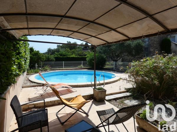 Mas 17 pièces de 441 m² à Bollène (84500)