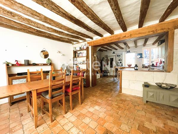 Maison ancienne à rafraîchir au coeur de Brissac Loire Aubance