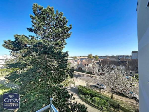 Appartement à vendre 4 pièces 77m² Chartres (28000)