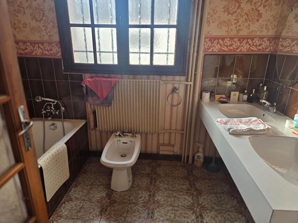 Maison Vitry Sur Seine 7 pièces 275m2 en surface totale + terrain de 479M²