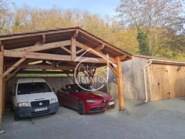 CREYSSE: Belle maison familiale d'environ 240m² entièrement rénovée avec jardin