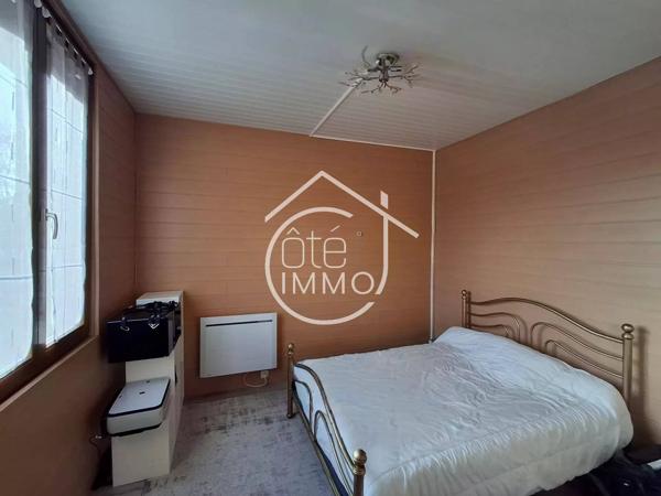 CREYSSE: Belle maison familiale d'environ 240m² entièrement rénovée avec jardin
