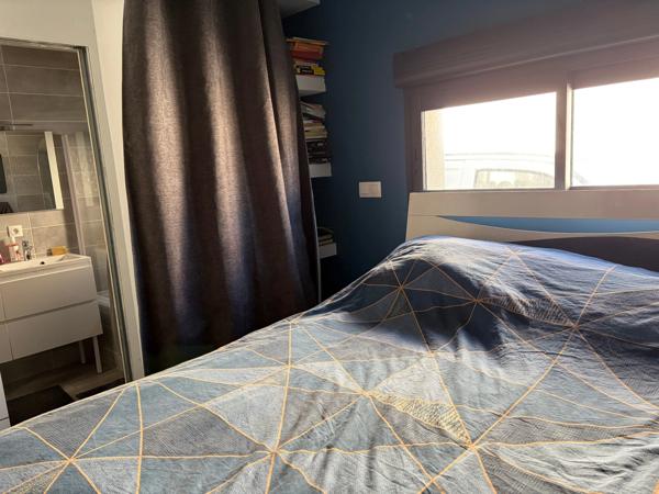 CORPE (85) CALME ABSOLU VILLA 2009 PLAIN PIED GRAND CONFORT AVEC PISCINE DOUBLE GARAGE SUR 1068M² CLOS