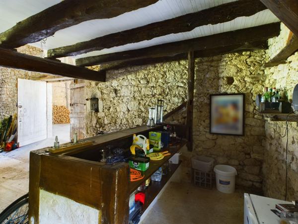 Bourg-de-Visa (82190) TARN ET GARONNE BOURG DE VISA Authentique maison en pierre avec 4 chambres, grange et piscine 4857m2 jardin