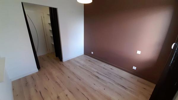 Location Maison90,06 m² - 4 Pièces - CALMONT (12450)