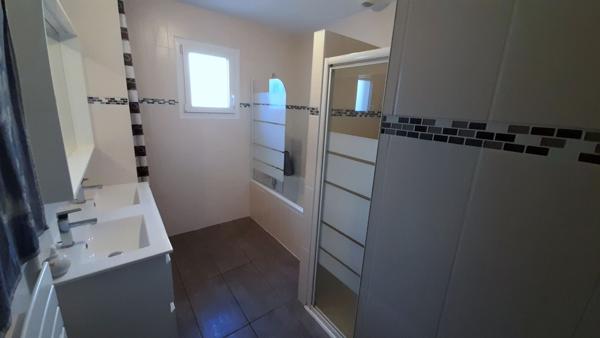 Location Maison90,06 m² - 4 Pièces - CALMONT (12450)