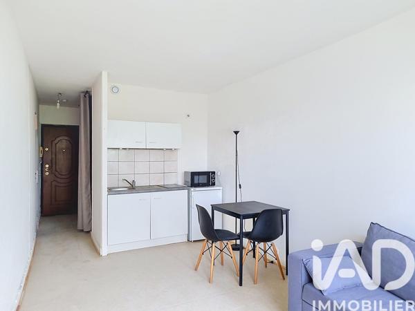 Location studio 21 m² Grigny