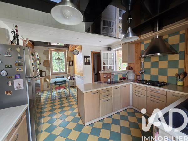 Maison à vendre 9 pièces 221 m² Figeac