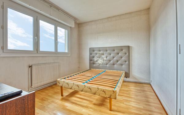 Maison à vendre    5 pièces • 109 m2 Pessac