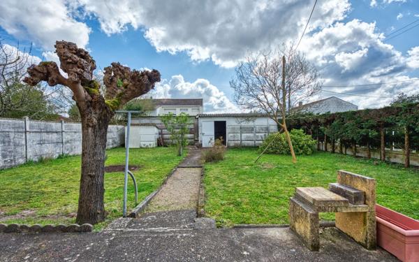 Maison à vendre    5 pièces • 109 m2 Pessac