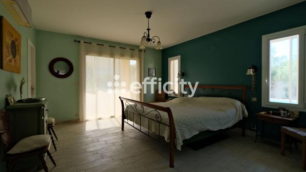 Maison
         5 pièces
        - 220 m² Bien prestige 795 000 € *