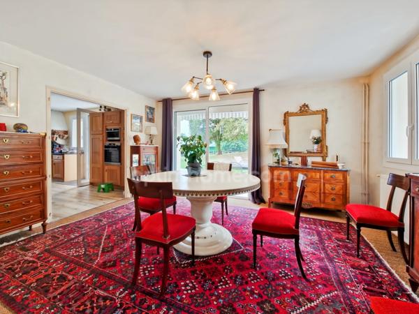 Maison de plus de 270M2 à vendre 9 pièces-5 chambres-piscine- HABAS (40)