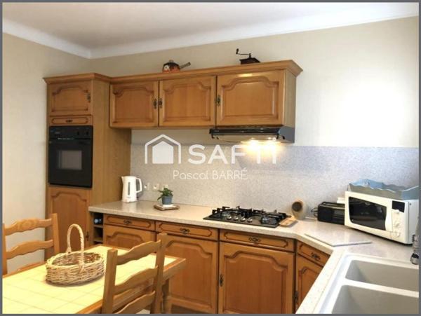 Maison 3 chambres sur près de 900 m² de parcelle