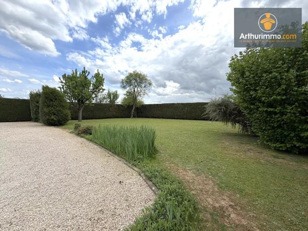 Vente                                                      Maison
                        
                     6 pièces                      155 m2                     à Jaux