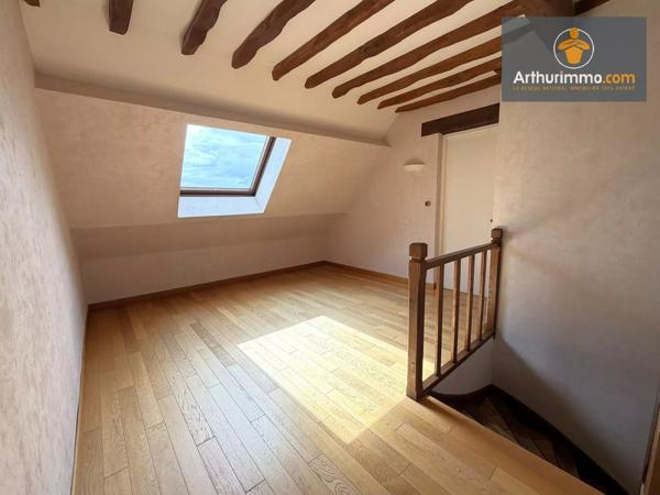 Vente                                                      Maison
                        
                     6 pièces                      155 m2                     à Jaux