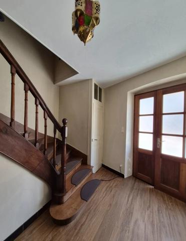 Maison à vendre 7 pièces CLAIRVAUX LES LACS (39)