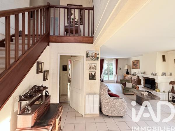 Maison à vendre 7 pièces 178 m² Soisy-sur-Seine