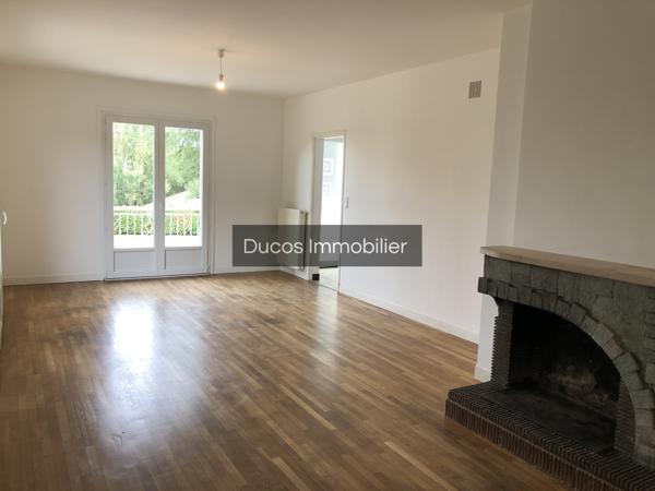 A louer à AURIAC SUR DROPT Maison inidividuelle