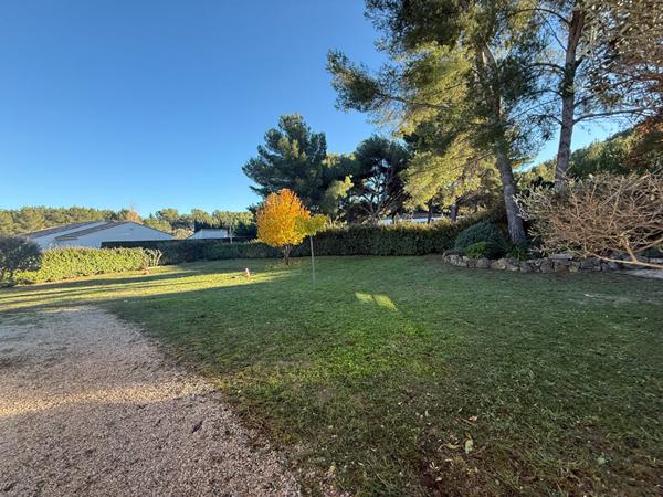 Villa 4 pièces- Saint Mitres les Remparts