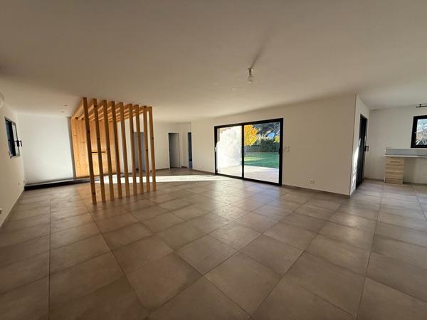 Villa 4 pièces- Saint Mitres les Remparts