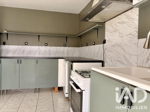 Maison à vendre 10 pièces 222 m² Les Avenières Veyrins-Thuellin