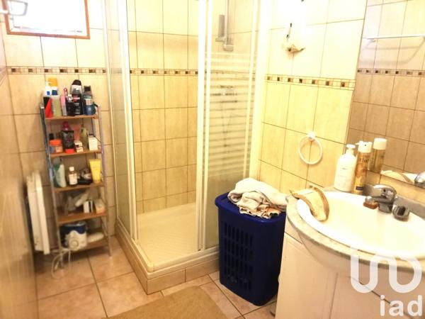 Maison traditionnelle 5 pièces de 120 m² à Courville-sur-Eure (28190)