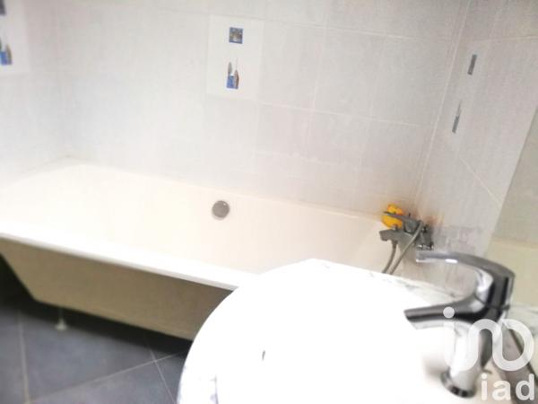 Maison traditionnelle 5 pièces de 120 m² à Courville-sur-Eure (28190)