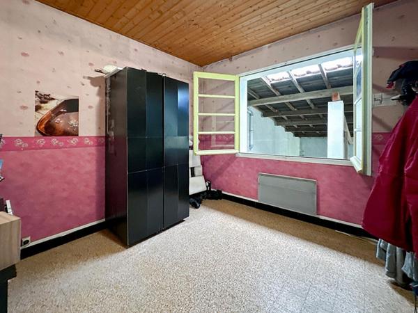 Maison face à la forêt - GROS POTENTIEL BÂTI