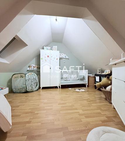 A Vic-sur-Aisne 02, maison 3 P. de 66 m2 avec cave voûtée et abris de jardin, sur terrain clos de 500 m2.