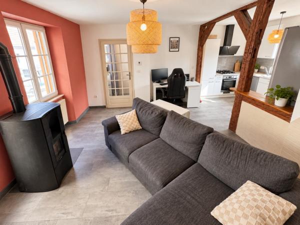 GUEBWILLER – Duplex rénové 54,59 m² avec extérieur, cave et stationnements