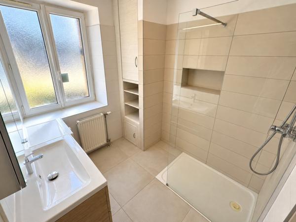 GUEBWILLER – Duplex rénové 54,59 m² avec extérieur, cave et stationnements