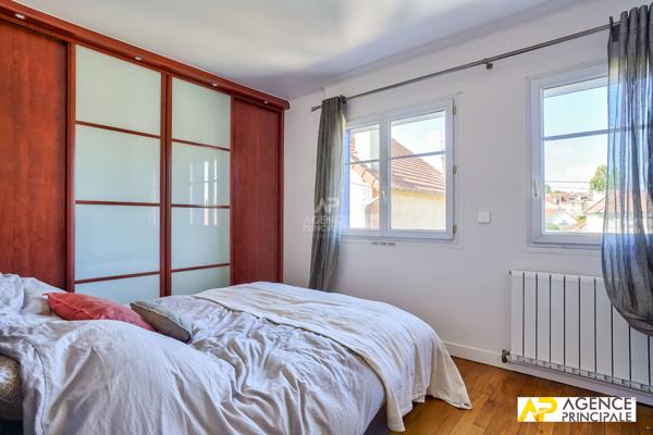 Maison Maisons-laffitte 5 pièce(s) 135.33 m2 €1 090 000 ** - Référence 13132