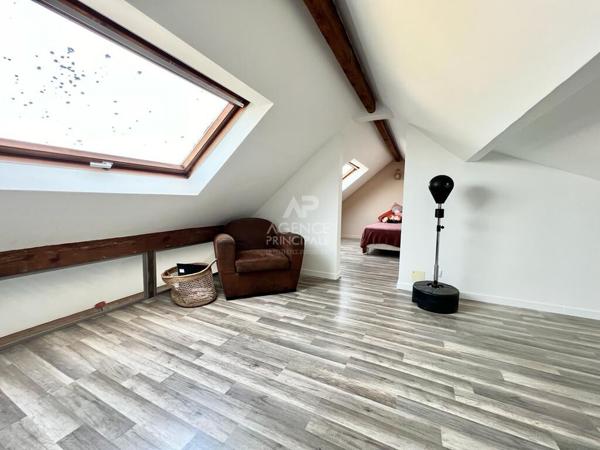 Maison Houilles 8 pièce(s) 130 m2 699 000 € **  - Référence  641