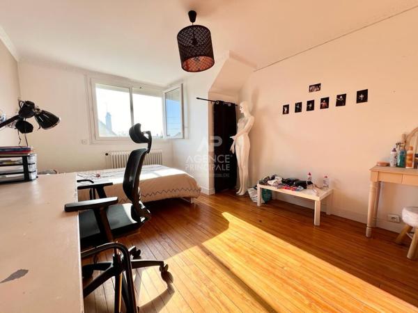 Maison Houilles 8 pièce(s) 130 m2 699 000 € **  - Référence  641