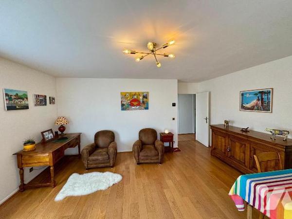 La Clef de Saint-Pierre, magnifique F4 de 81,70 m² situé au 3ème et dernier étage avec ascenseur.