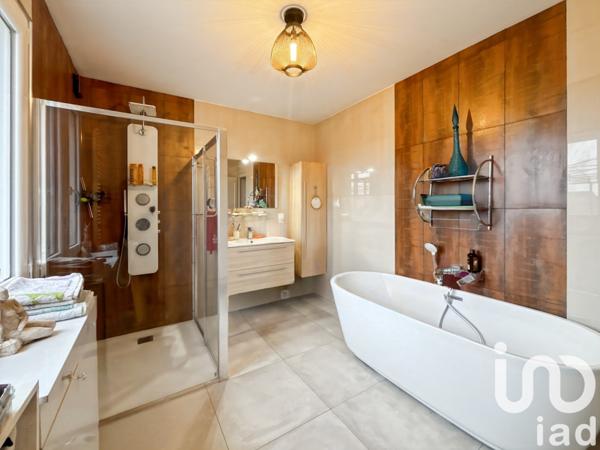 Maison à vendre 7 pièces 180 m² Souppes-sur-Loing