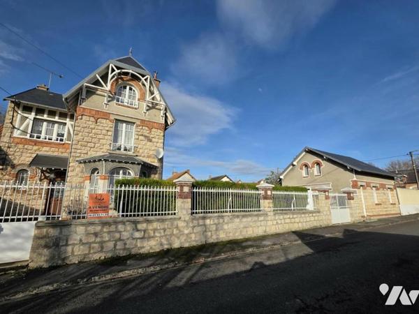 Maison de Maître avec sa dépendance 