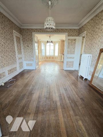 Maison de Maître avec sa dépendance 