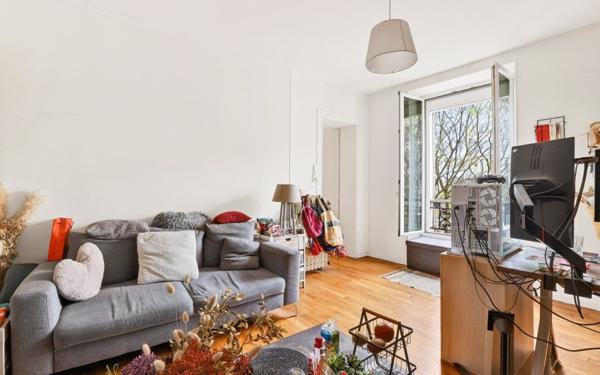 Appartement à vendre    2 pièces • 39,70 m2 Paris 13