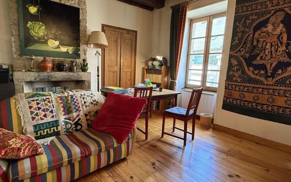 Appartement à vendre    3 pièces • 114 m2 Mende