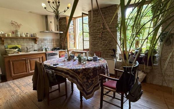 Appartement à vendre    3 pièces • 114 m2 Mende