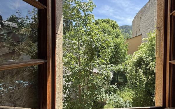 Appartement à vendre    3 pièces • 114 m2 Mende