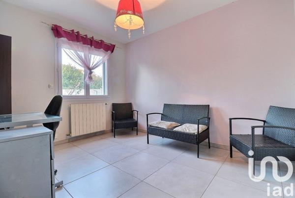 Maison traditionnelle 7 pièces de 130 m² à Gretz-Armainvilliers (77220)