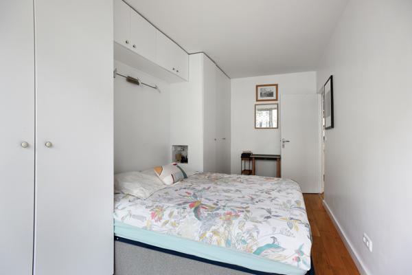 Appartement
         3 pièces
        - 70 m² 870 000 € *