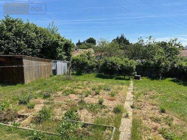 Maison à vendre à Fresnay-sur-Sarthe dans la Sarthe (72130), ref : 13827/620